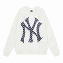 Sudadera con cuello redondo y estampado de logotipos de MLB NY y Boston — Blanco y negro