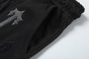 Conjunto de camiseta y pantalones cortos bordados en tono "It's A Secret" de Trapstar — Negro