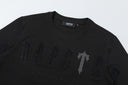Conjunto de camiseta y pantalones cortos bordados en tono "It's A Secret" de Trapstar — Negro